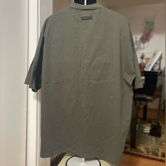 EUC Men’s Size X-large Fear Of God Essentials Crew-neck Cotton Tee In Ink Color - Picture 11 of 16